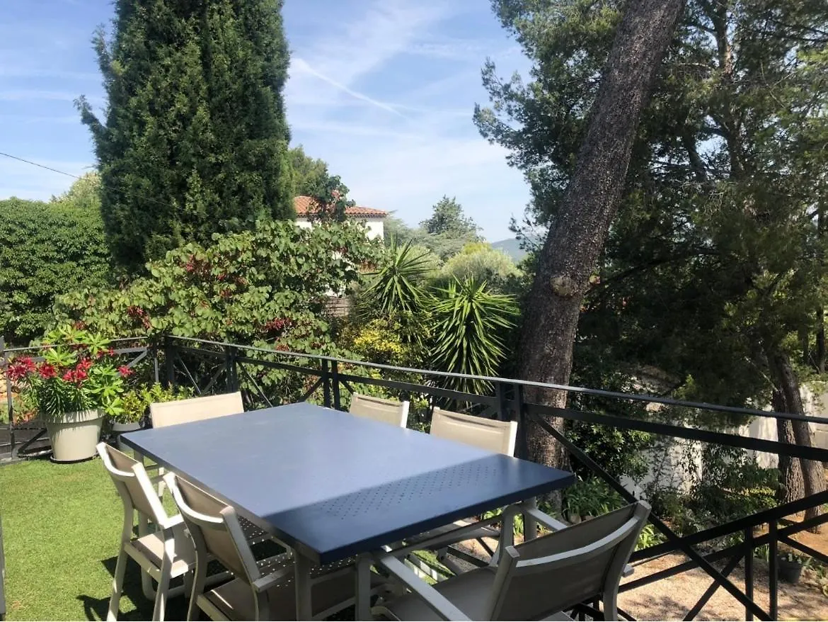 Spacieuse Villa Dans Les Pins Marseille
